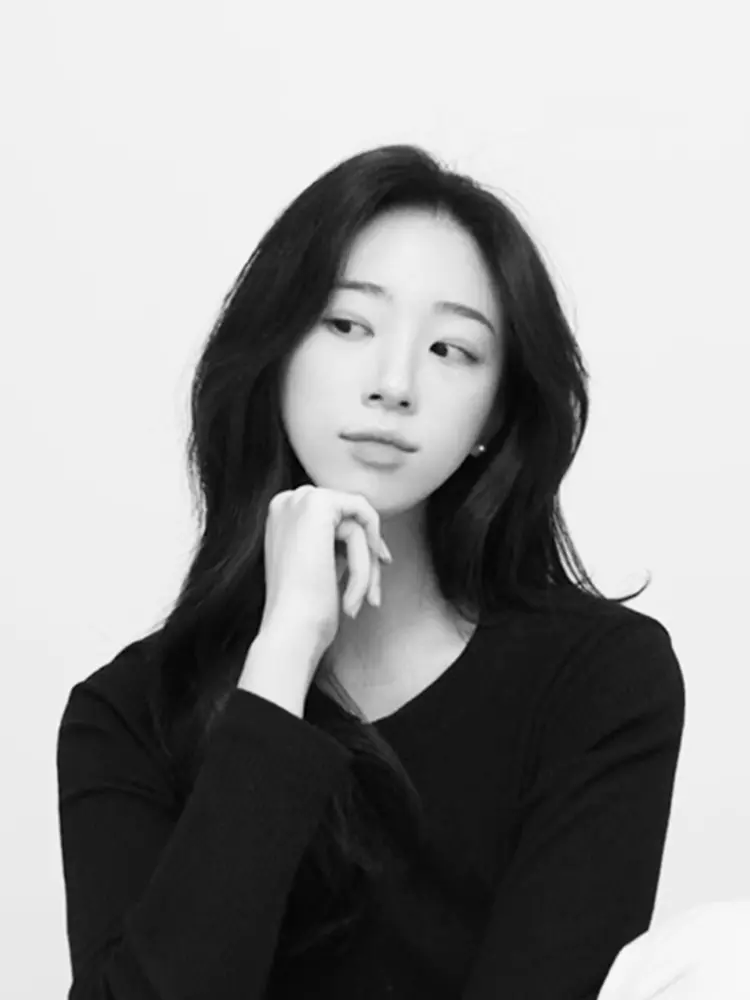 Park Yoonjin-profile