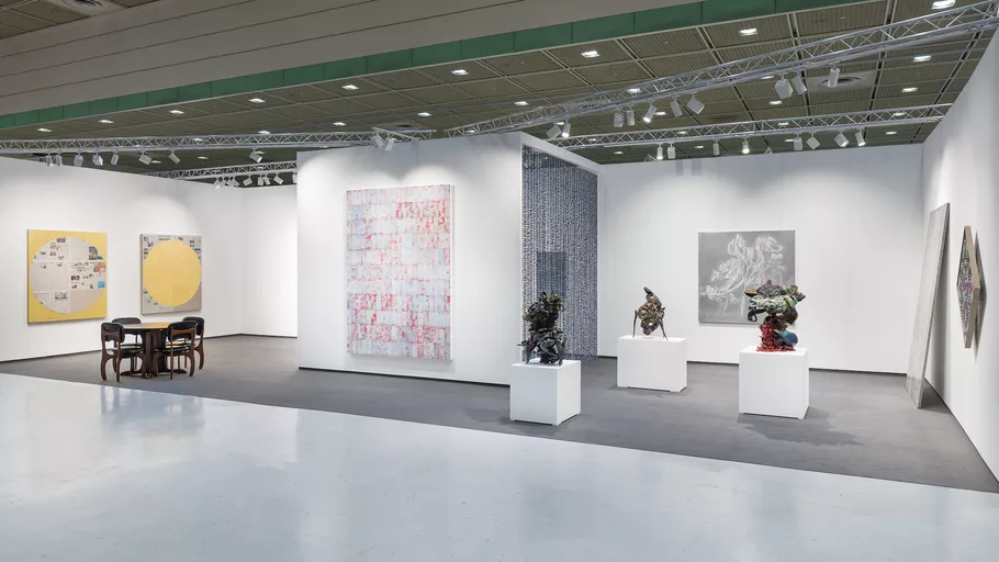 Installation view of kurimanzutto’s booth at Frieze Seoul, 2023. Photo by Mark Blower. Courtesy of kurimanzutto.